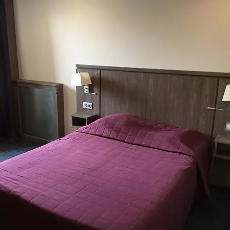 Szálloda Mont-brison 2*